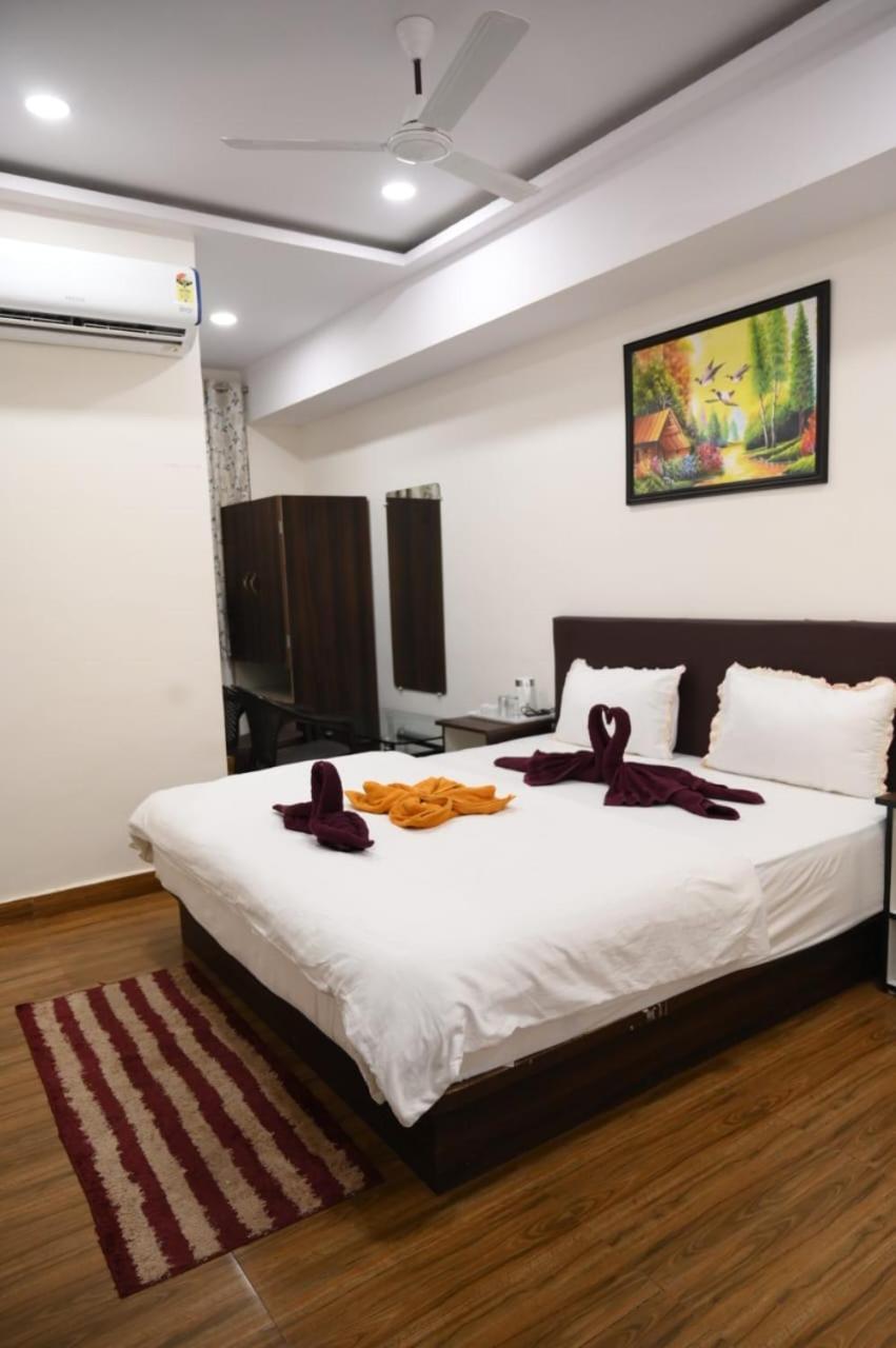 Hotel Satkar International Chhindwāra Eksteriør bilde